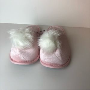 Victoria’s Secret Pink Slipper slides  SZ 7-8 Medium
